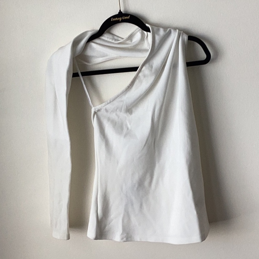 Marcella Manhattan One Shoulder Top Medium NWT - Picture 4 of 9